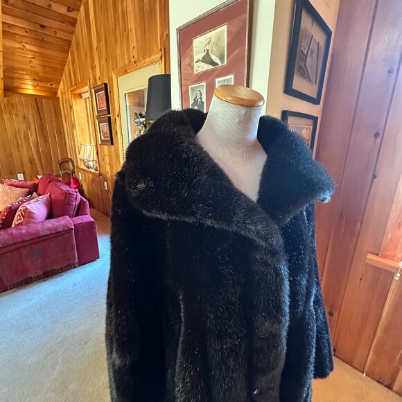 HILLMOOR ROYAL MINK Vintage Brown Faux Fur Coat – L/XL $8.00 - Picture 2 of 9